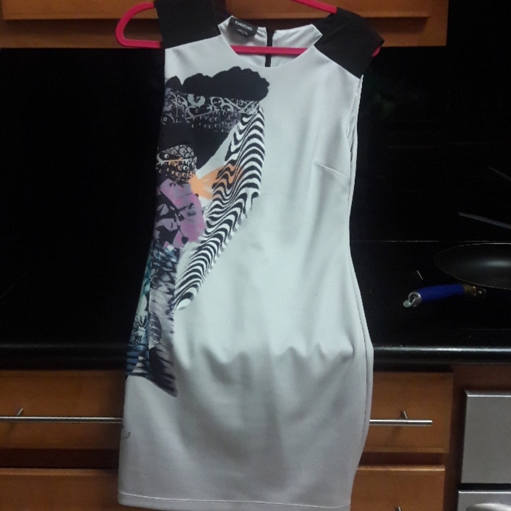 Designer:Bebe dress